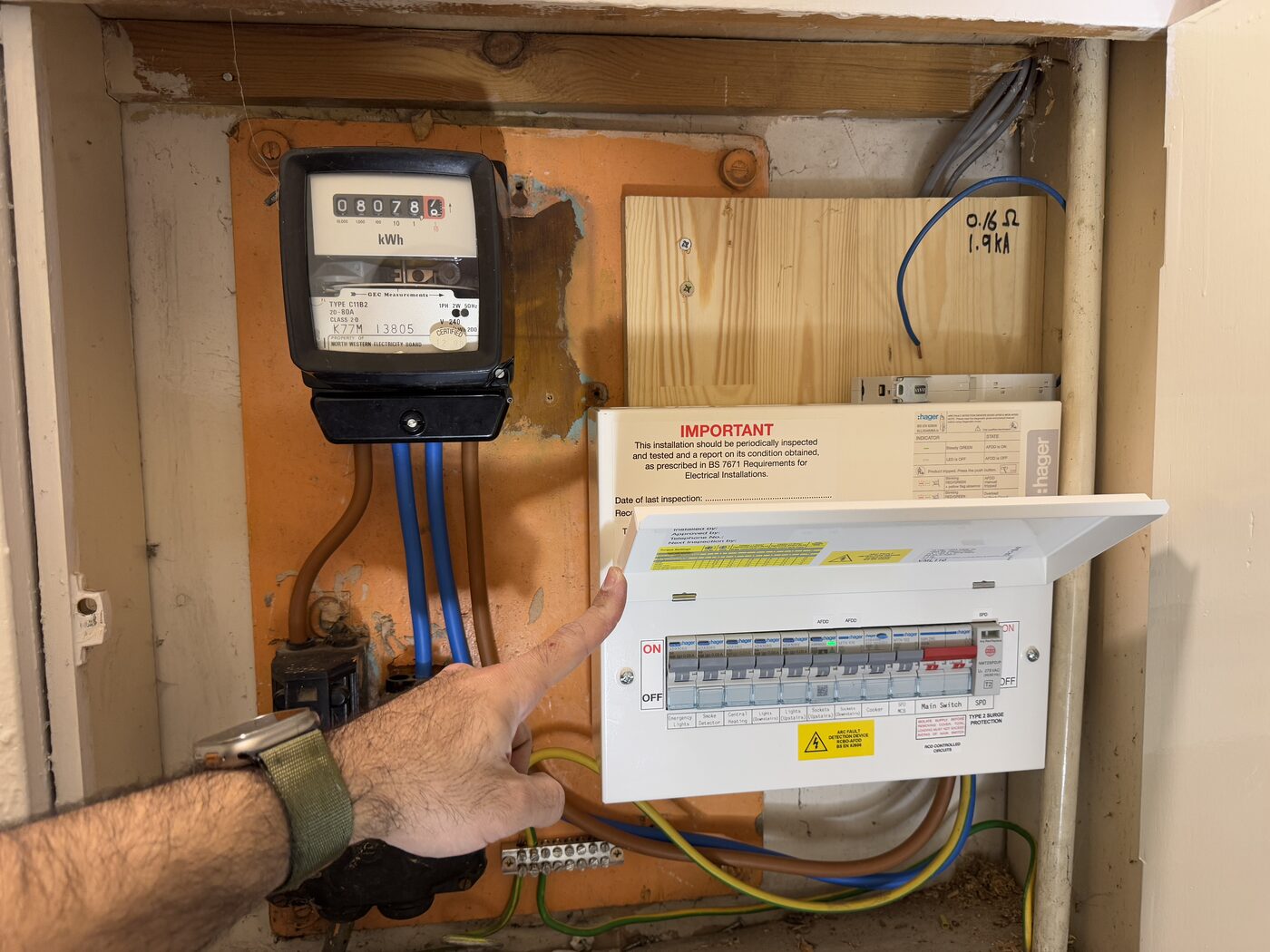 Electro Sure electrician upgrading a domestic consumer unit and fuse board